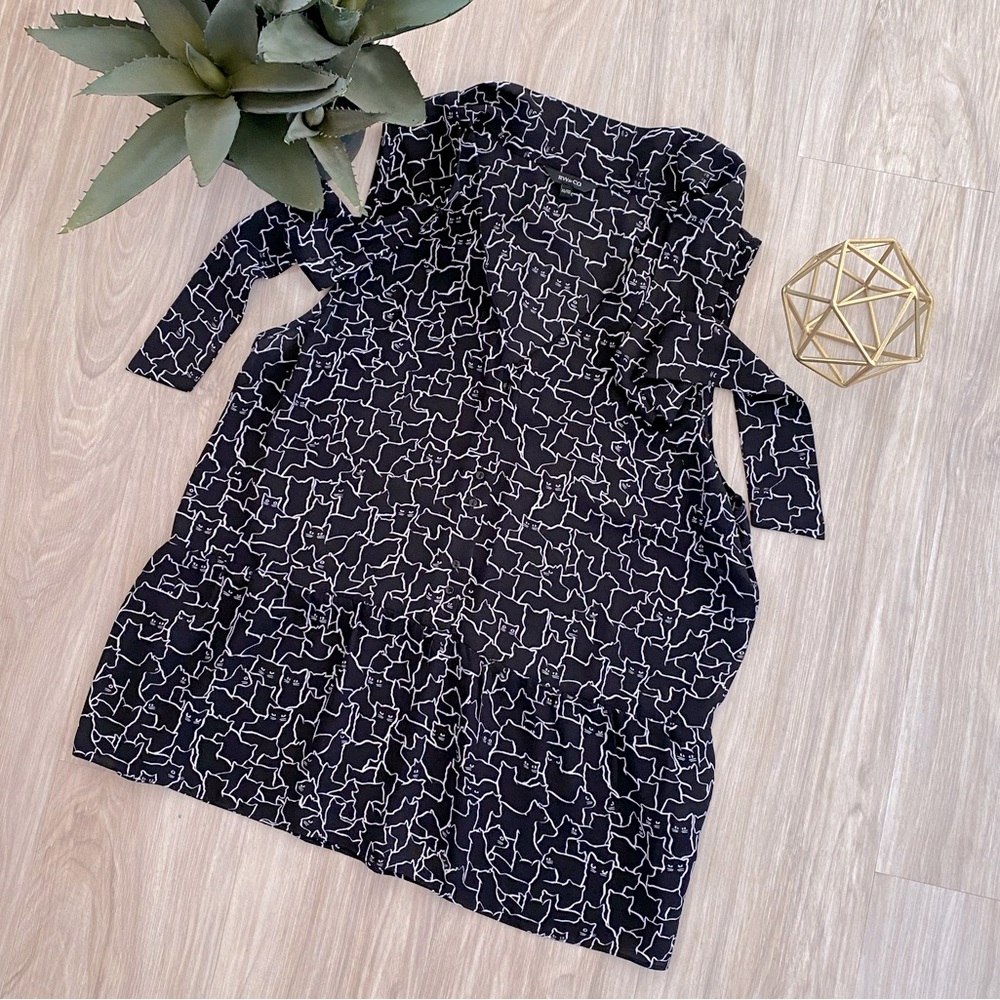 RW&CO Cat Pattern Blouse